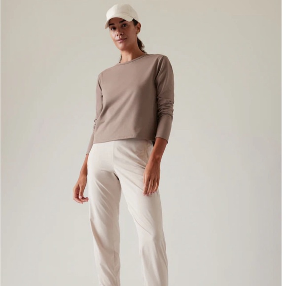 NWT Athleta Essential Top - Medium Pyrite - Picture 2 of 4